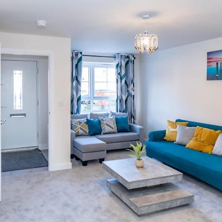 Stunning 3-Bed Risa House In Beeston Nottingham Exterior foto