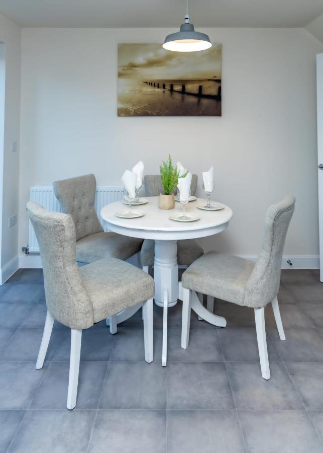 Stunning 3-Bed Risa House In Beeston Nottingham Exterior foto