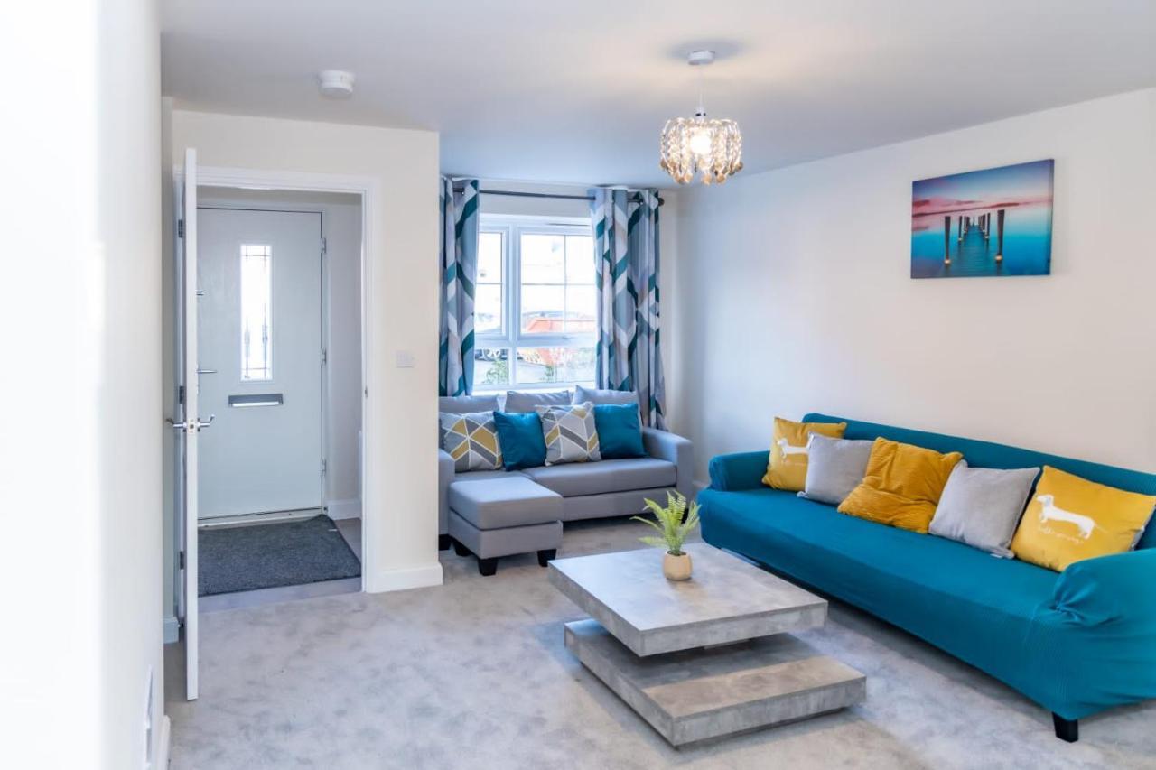 Stunning 3-Bed Risa House In Beeston Nottingham Exterior foto
