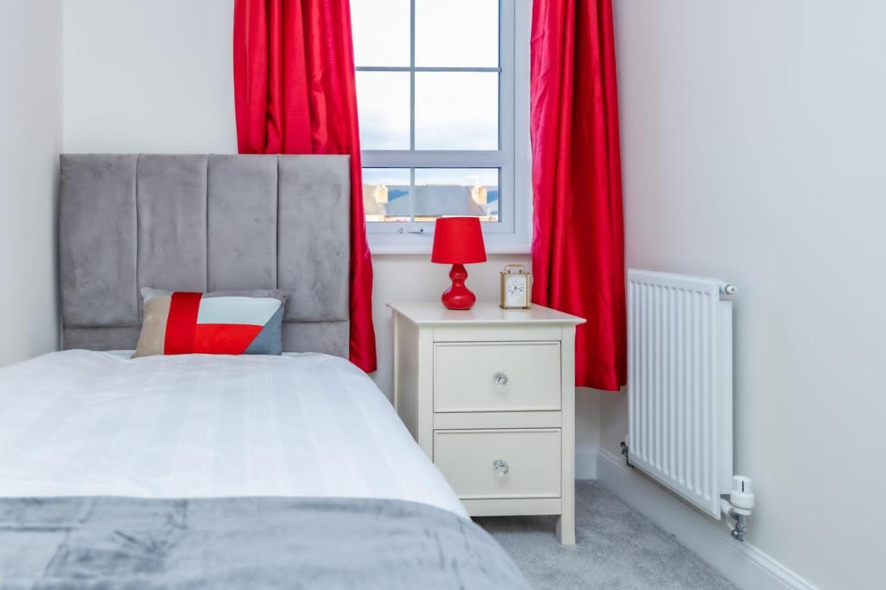 Stunning 3-Bed Risa House In Beeston Nottingham Exterior foto