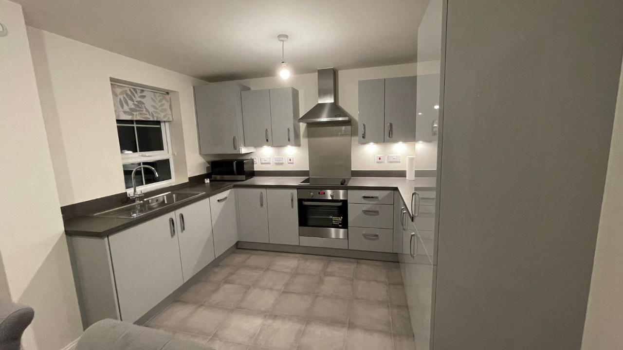 Stunning 3-Bed Risa House In Beeston Nottingham Exterior foto